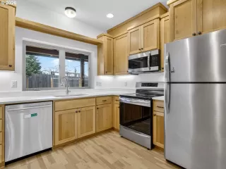 Photo #2: 100291455 Listing 