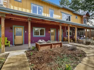 Photo #4: 100291455 Listing 