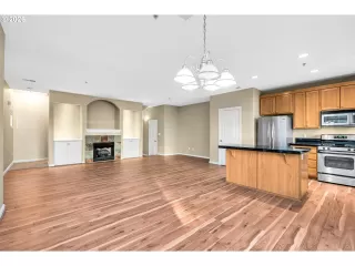 Photo #6: 100891869 Listing 