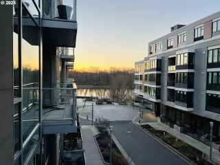 Photo #4: 100908023 Listing 