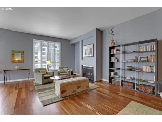 Photo #2: 100987343 Listing 