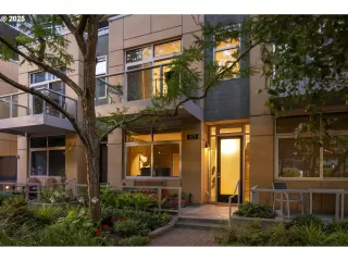 Photo #6: 101056525 Listing 