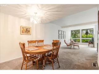 Photo #4: 101269737 Listing 