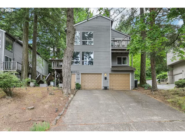 MLS: 101604309 Condo For Sale