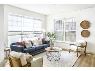 Photo #1: 101873886 Listing 