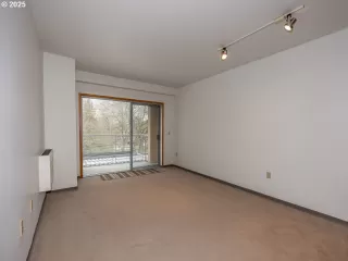 Photo #2: 102456262 Listing