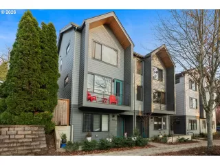 Photo #1: 103036235 Listing 