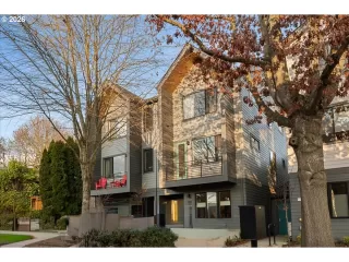 Photo #2: 103036235 Listing 