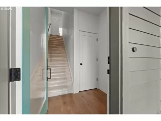 Photo #4: 103036235 Listing 