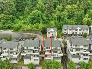 Photo #2: 103185818 Listing 