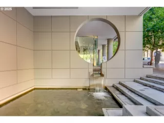 Photo #2: 103325127 Listing 