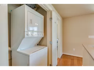 Photo #6: 103325127 Listing 