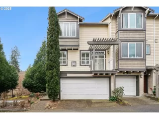 Photo #1: 103415685 Listing