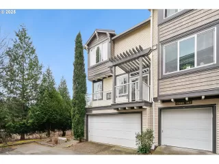 Photo #2: 103415685 Listing