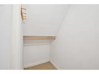 Photo #3: 104141973 Listing 