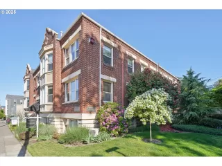 Photo #5: 104141973 Listing 