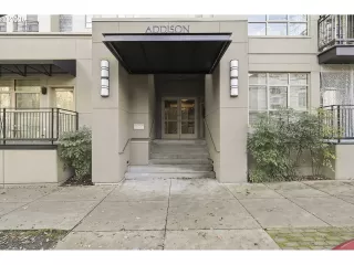 Photo #2: 104187319 Listing 