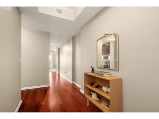 Photo #2: 104271350 Listing