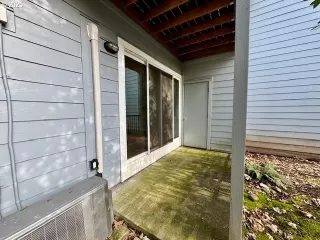 Photo #4: 104297762 Listing