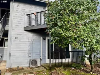 Photo #5: 104297762 Listing