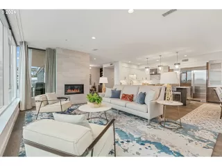 Photo #3: 104848722 Listing 