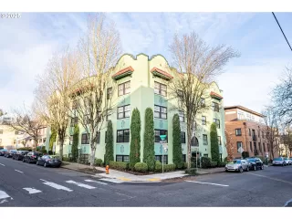 Photo #1: 104897963 Listing