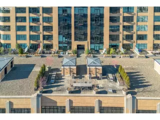 Photo #4: 105382687 Listing 