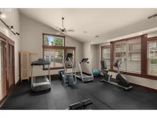 Photo #2: 106056118 Listing 