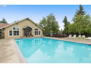 Photo #5: 106056118 Listing 