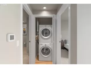 Photo #4: 106131646 Listing 