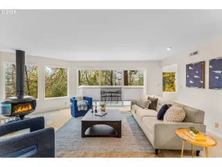 Photo #1: 108559322 Listing