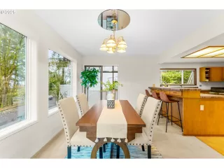 Photo #6: 108559322 Listing