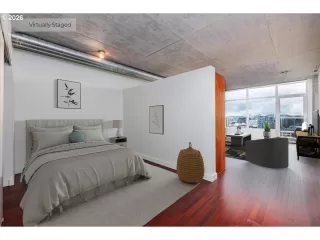 Photo #6: 108690984 Listing