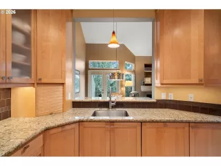 Photo #4: 108962486 Listing