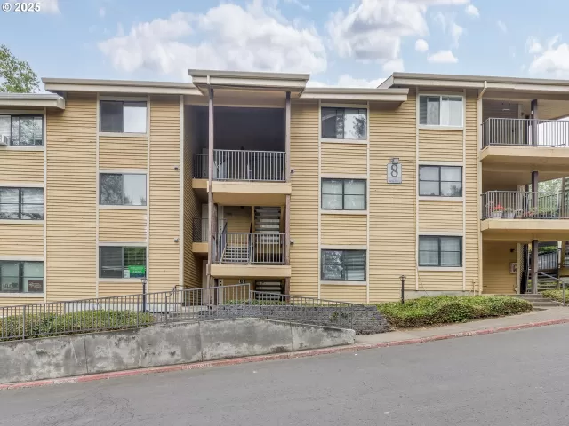 MLS: 109389044 Condo For Sale