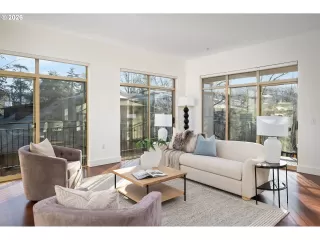 Photo #6: 110904321 Listing 