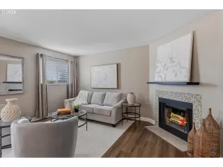 Photo #2: 111426504 Listing