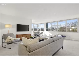 Photo #1: 111485786 Listing 