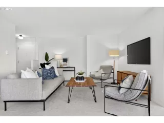 Photo #3: 111485786 Listing 