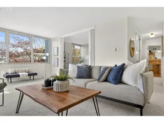 Photo #4: 111485786 Listing 