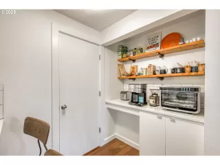 Photo #5: 112499641 Listing