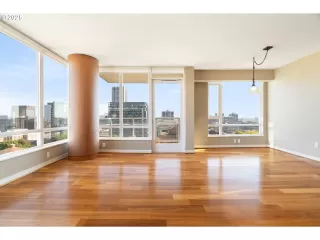 Photo #2: 112934449 Listing 