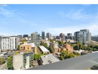 Photo #6: 112934449 Listing 