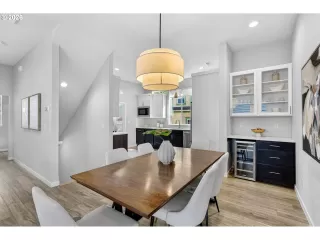 Photo #4: 113026373 Listing 