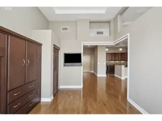 Photo #2: 113856904 Listing