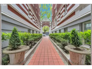 Photo #6: 115008072 Listing 