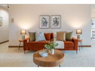 Photo #3: 115109478 Listing