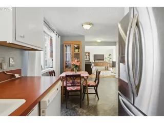 Photo #3: 115987702 Listing 