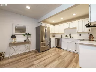 Photo #4: 116276938 Listing 