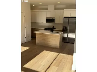 Photo #3: 116325373 Listing